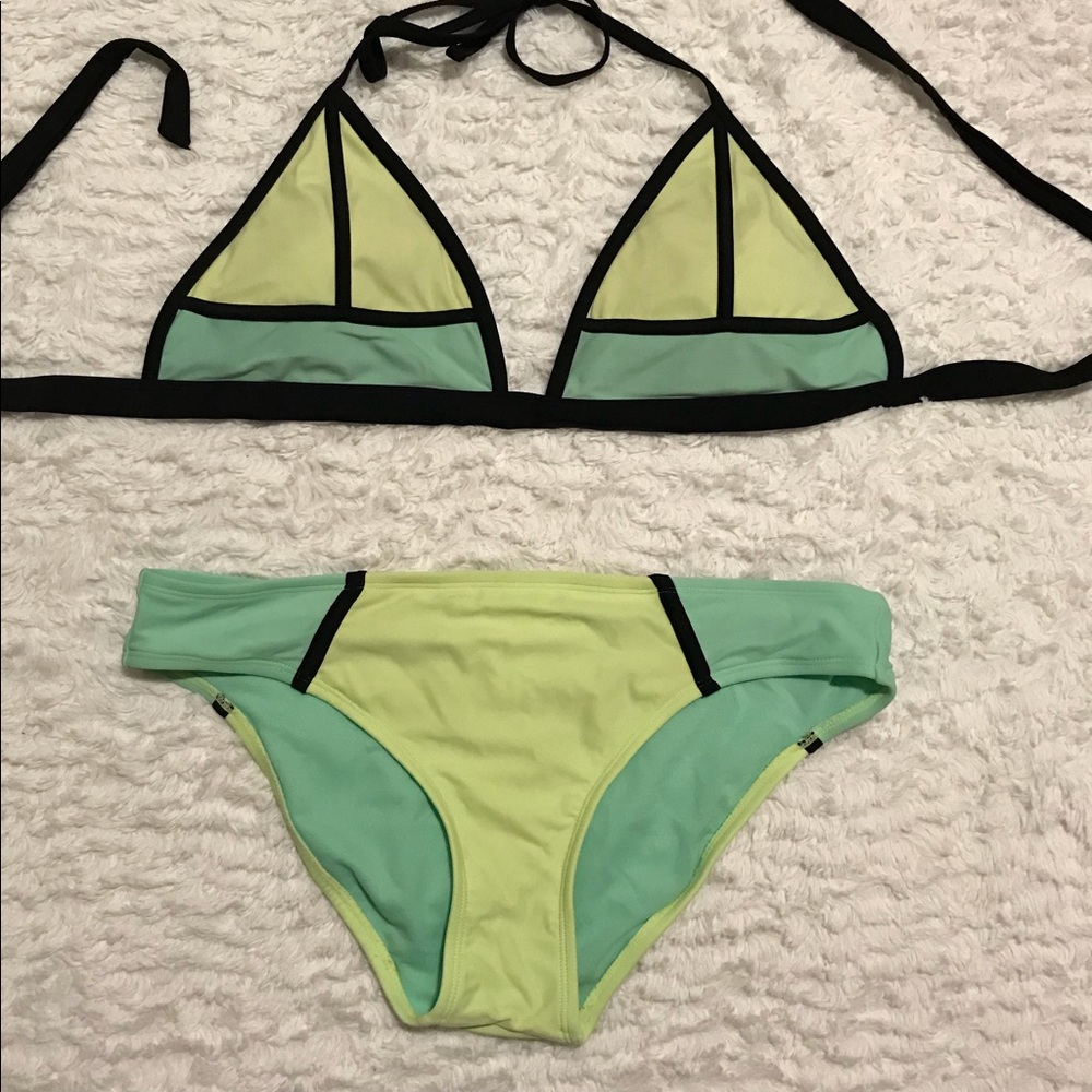 Xhilaration Swimsuit Bikini